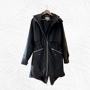 BNWOT Soia & Kyo lightweight windbreaker